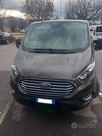 Ford Tourneo Custom 320 2.0 EcoBlue 170CV aut. PC 