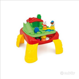 Tavolo Clementoni con mattoncini e personaggi