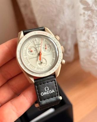Swatch Omega  MISSION TO JUPITER SO33C100