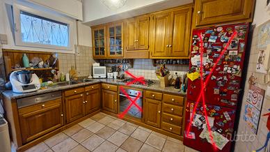  Cucina in rovere 264x219 cm 