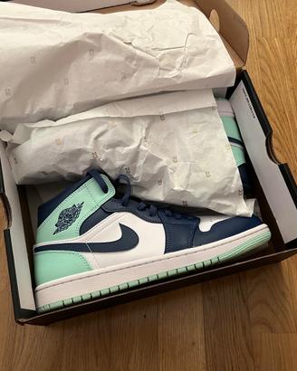 Nike Air Jordan 1 Mid Mystic Navy Mint Foam - 42