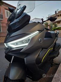 Voge sr4 max 
