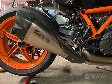 Scarico moto Akrapovic