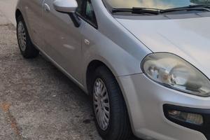 FIAT Grande Punto - 2011
