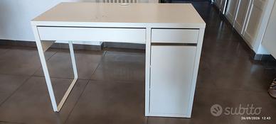 Scrivania Ikea cameretta ragazzi