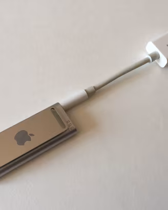 iPod shuffle argento 4GB