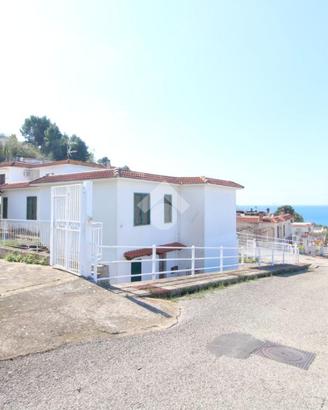 BIFAMILIARE A AGROPOLI