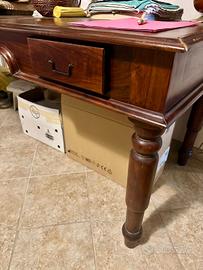 scrivania legno + poltroncina