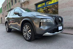 NISSAN X-Trail 1.5 E-POWER TEKNA E-4ORCE 4WD 7 P