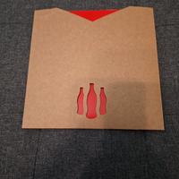 Spilla Coca-Cola HBC con lettera ufficiale 