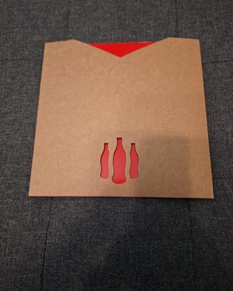 Spilla Coca-Cola HBC con lettera ufficiale 