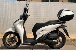HONDA SH 150 SPORT