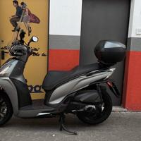 Kymco People S 300i