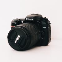 Nikon D7500 + Obiettivo 18-140mm