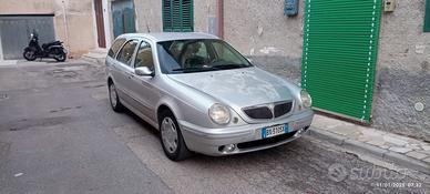 Lancia  Lybra