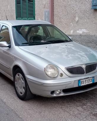 Lancia  Lybra