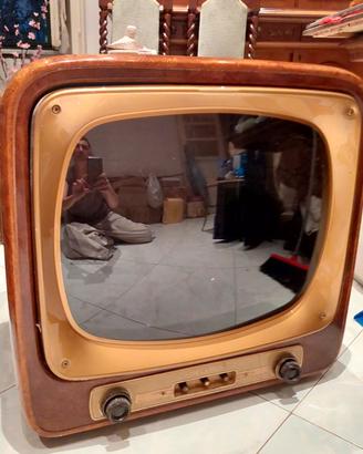 Vetrinetta a forma di tv vintage