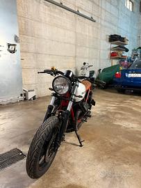 Moto Guzzi v35 café racer