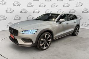 Volvo V60 Cross Country B4 (d) AWD automatico...