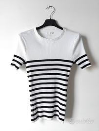 Top a coste a righe Zara