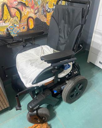 Carrozzina elettrica Ottobock B4 usata solo 1 mese