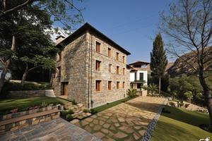 CASA SEMINDIPENDENTE A SCHIO