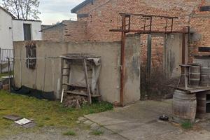 Edificio - Tetto da rifare uno laboratorio artig