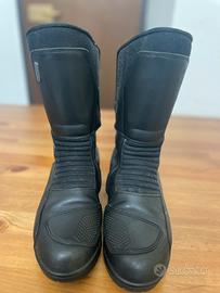 Scarponcini invernali da moto