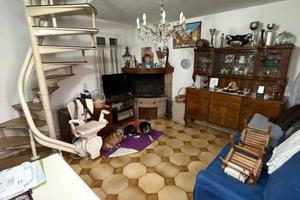 Casa indipendente di 138 m² con più di 5 locali a 