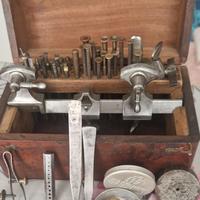 tornio antico completo di accessori