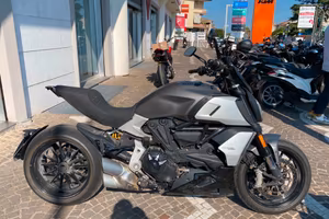 Ducati Diavel 1260 - 2019