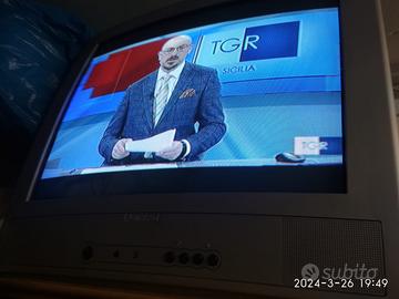 TV a Tubo catodic Amstrad TV 21+Dec. digiquest mx5