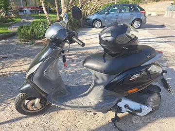 Piaggio Zip 100 4t