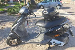 Piaggio Zip 100 4t