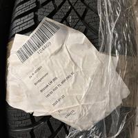 4 Gomme Invernali Bridgestone 195/55 R20 - NUOVE