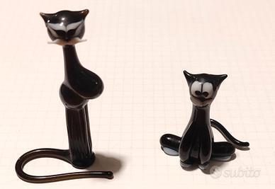 Due gattini in vetro a lume vintage