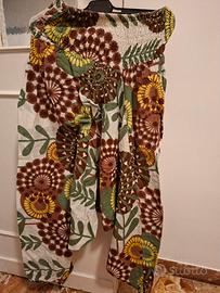 pantaloni larghi tipo etnico