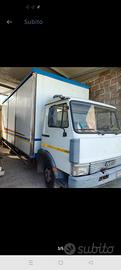 autocarro Iveco80 ambulanti sponda apribile 