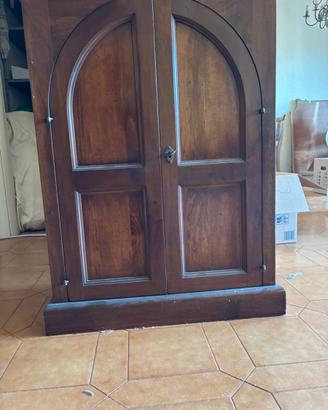 mobiletto stipo/credenzina in legno massello