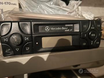 Aradio mercedes