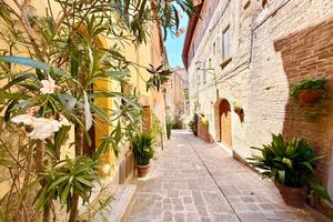MONOLOCALE A PERUGIA