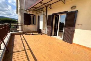 5 LOCALI A SAN CESAREO