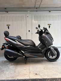 Yamaha XMAX 300 - 31.000km