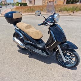 Piaggio Beverly 125