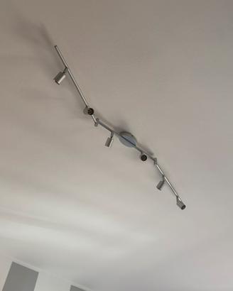 Lampadario con faretti LED