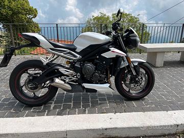 Triumph Street Triple 765 RS