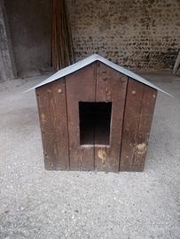 1 cuccia per gatti o cani di piccola taglia.