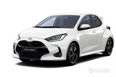 Toyota Yaris Hybrid con equipaggio Active Plus
