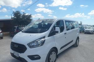 Ford Transit Custom 9 posti maxi