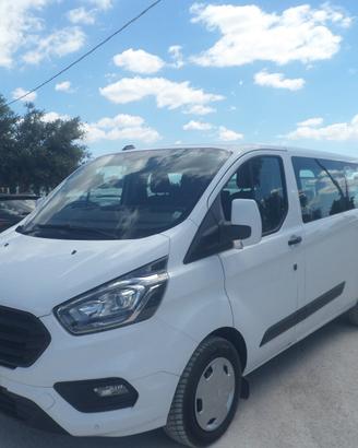 Ford Transit Custom 9 posti maxi